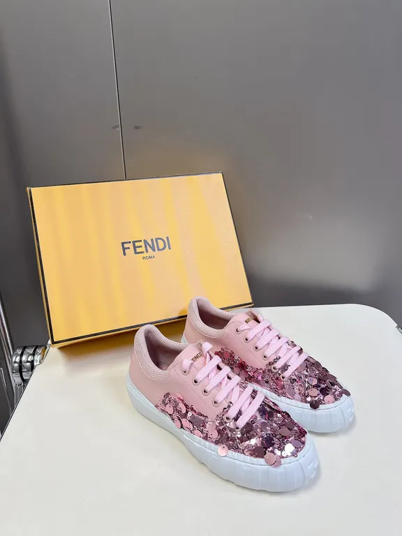 Fendi Shoe 